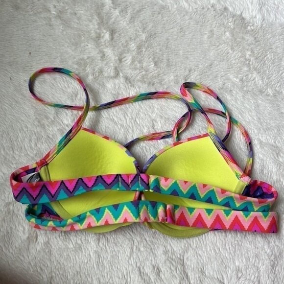 Aerie Brooke chevron bikini top 32A - Picture 4 of 9
